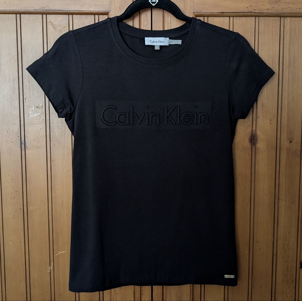 Calvin Klein women's black logo shirt